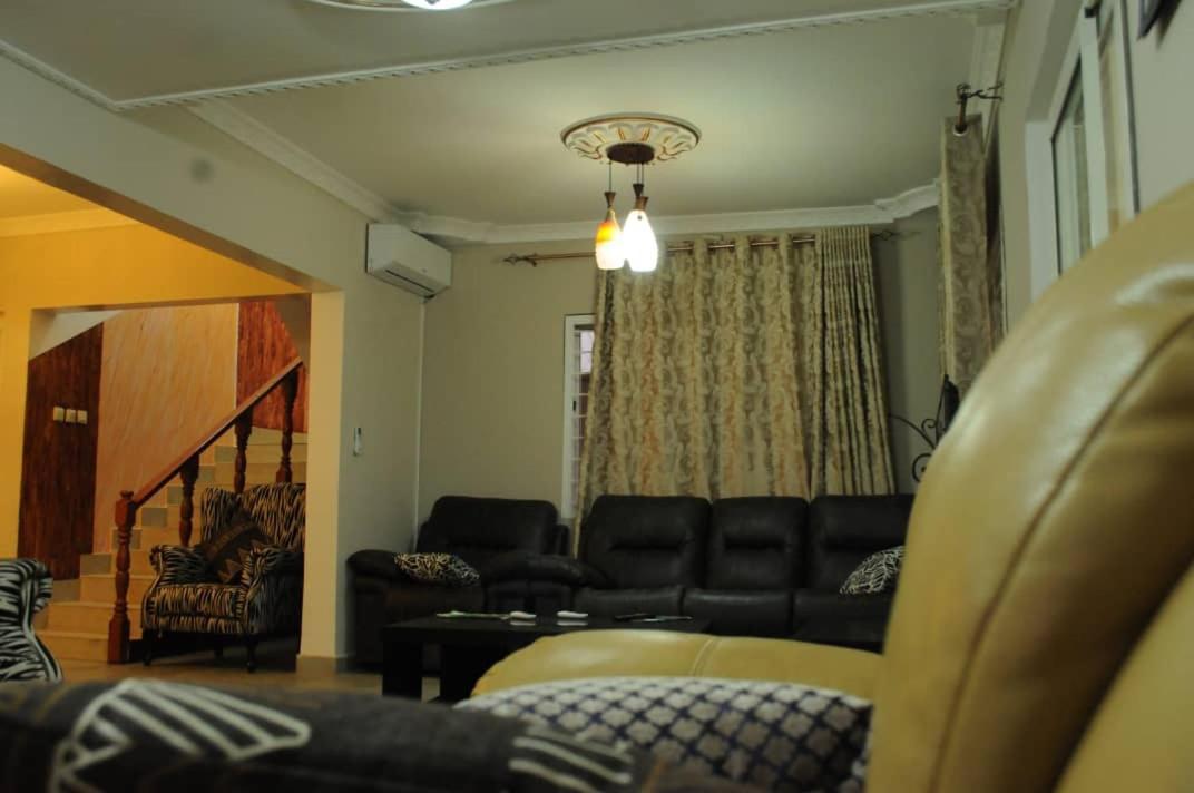 Colibri Inn Hotel Kolwezi Εξωτερικό φωτογραφία